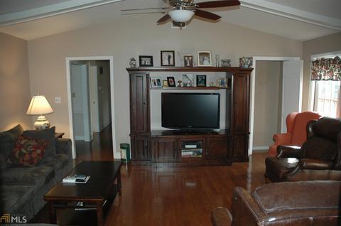130 Ashling Dr, Lagrange, GA 30240 photo 3