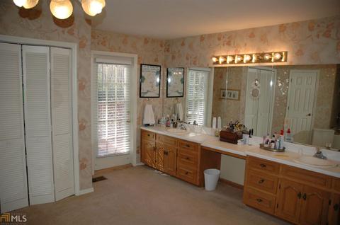 130 Ashling Dr, Lagrange, GA 30240 photo 7