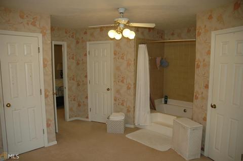 130 Ashling Dr, Lagrange, GA 30240 photo 8