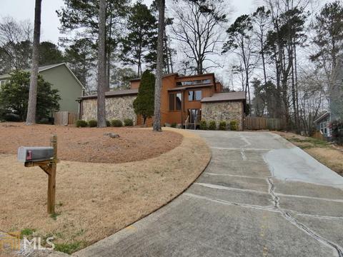591 Farmbrook Trl, Kennesaw, GA 30144 photo 5