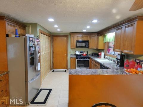 591 Farmbrook Trl, Kennesaw, GA 30144 photo 8