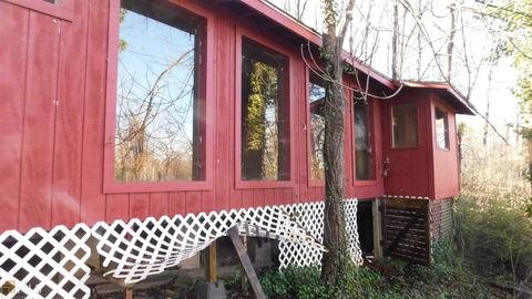 131 Cherokee Rd, Toccoa, GA 30577 photo 1
