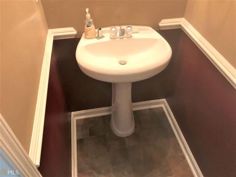 690 Barshay Dr, Covington, GA 30016 photo 10