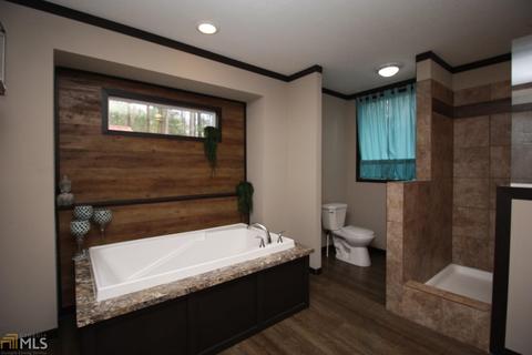 108 Riverview Dr, Lagrange, GA 30240 photo 8
