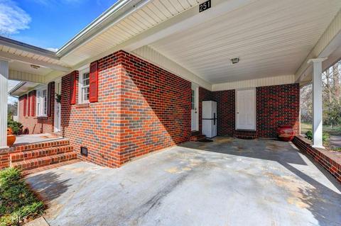 251 Wilson Dr, Commerce, GA 30529 photo 3
