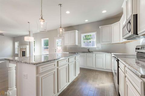 253 Millstone Dr, Hampton, GA 30228 photo 5