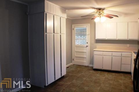 203 Lancaster, Dublin, GA 31021 photo 6