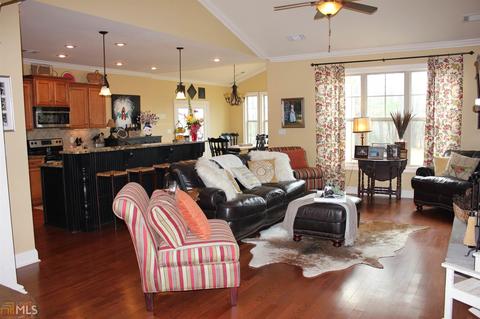 111 Creek Pointe Dr, Lagrange, GA 30240 photo 9