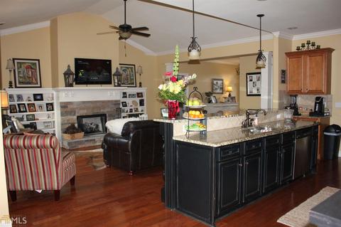 111 Creek Pointe Dr, Lagrange, GA 30240 photo 7