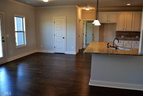 109 Dove Dr, Jackson, GA 30233 photo 9