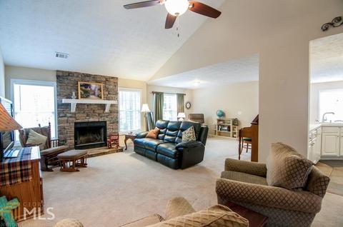 695 Flintlock Dr, Dacula, GA 30019 photo 2
