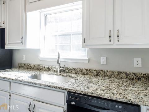 445 Robin Rd, Covington, GA 30016 photo 11