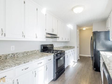 445 Robin Rd, Covington, GA 30016 photo 9