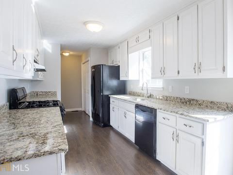 445 Robin Rd, Covington, GA 30016 photo 8