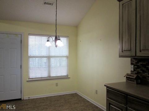 809 Aarons Ct, Mcdonough, GA 30252 photo 3