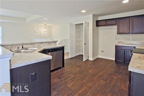 140 Meadow Lake Dr, Commerce, GA 30530 photo 10