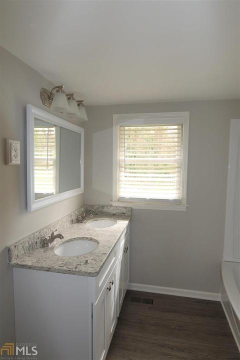88 Circle Dr, Winder, GA 30680 photo 11