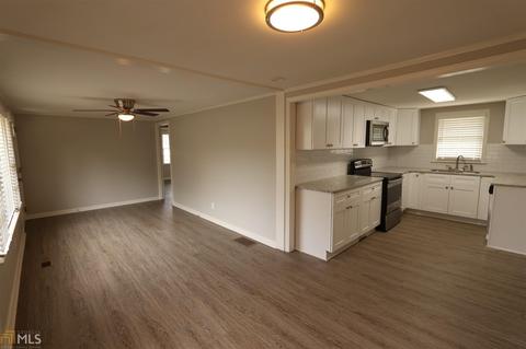 88 Circle Dr, Winder, GA 30680 photo 5