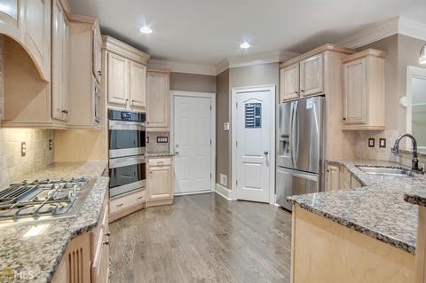 750 E Shore Dr, Canton, GA 30114 photo 8