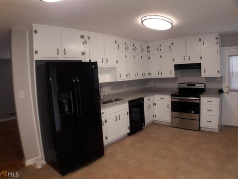 6525 Allatoona Rd, Morrow, GA 30260 photo 12