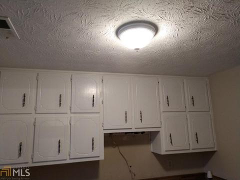 2718 Caribou Ct, Morrow, GA 30260 photo 7