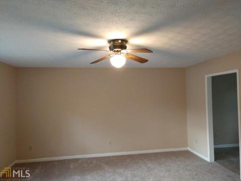 2718 Caribou Ct, Morrow, GA 30260 photo 2