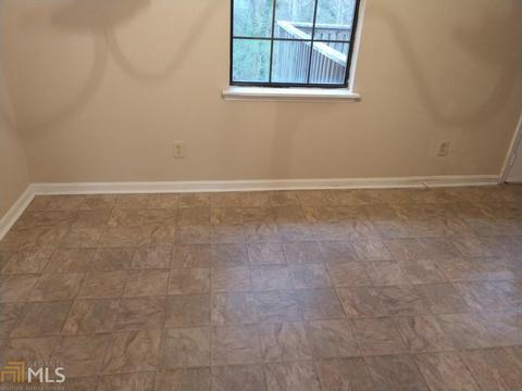 2718 Caribou Ct, Morrow, GA 30260 photo 3