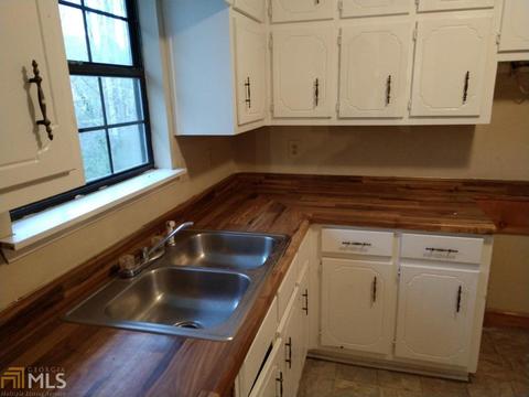 2718 Caribou Ct, Morrow, GA 30260 photo 6