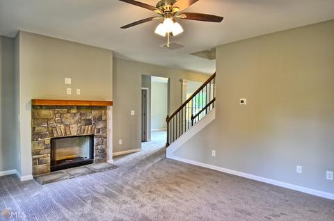214 Stone Gate Dr, Lagrange, GA 30241 photo 2