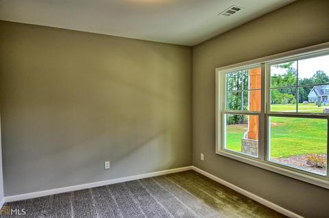 214 Stone Gate Dr, Lagrange, GA 30241 photo 5