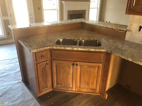 121 Magnolia Trce, Milner, GA 30257 photo 7