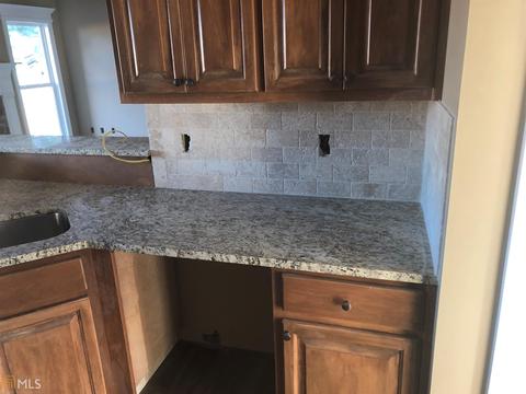 121 Magnolia Trce, Milner, GA 30257 photo 5