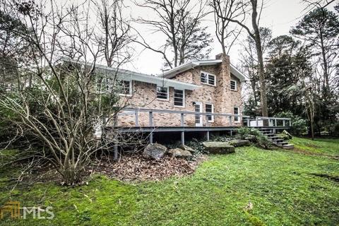 3676 Embry Cir, Chamblee, GA 30341 photo 2