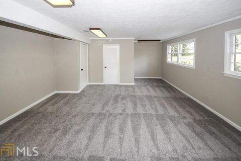 3676 Embry Cir, Chamblee, GA 30341 photo 23