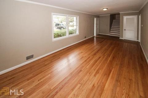 3676 Embry Cir, Chamblee, GA 30341 photo 4