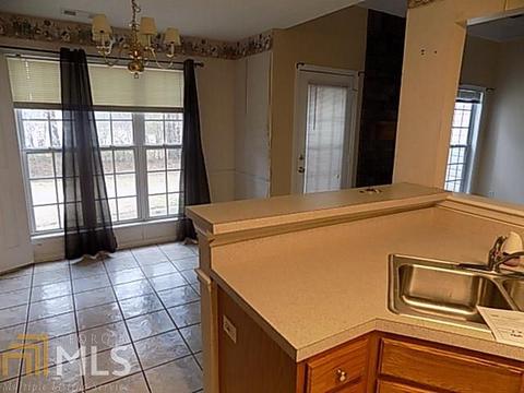 138 E Greenwich Cir, Lagrange, GA 30241 photo 7