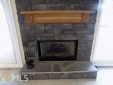 138 E Greenwich Cir, Lagrange, GA 30241 photo 5