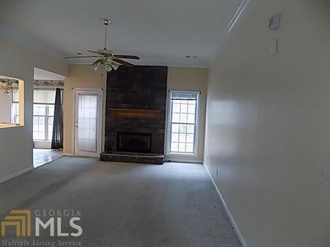 138 E Greenwich Cir, Lagrange, GA 30241 photo 4