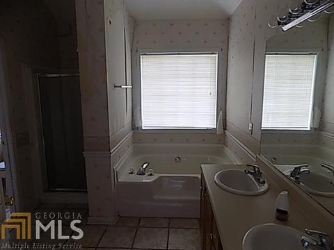 138 E Greenwich Cir, Lagrange, GA 30241 photo 10
