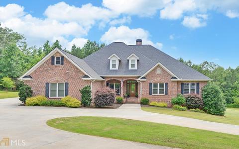 200 Rose Ln, Toccoa, GA 30577 photo 1
