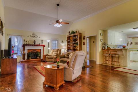 335 Huntington St, Covington, GA 30016 photo 10