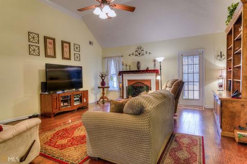 335 Huntington St, Covington, GA 30016 photo 11