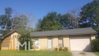 7013 Fielder Rd, Rex, GA 30273 photo 2