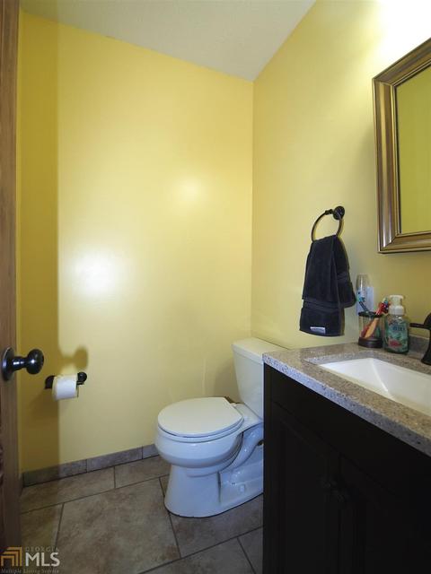 1081 Cornwall Dr, Madison, GA 30650 photo 23