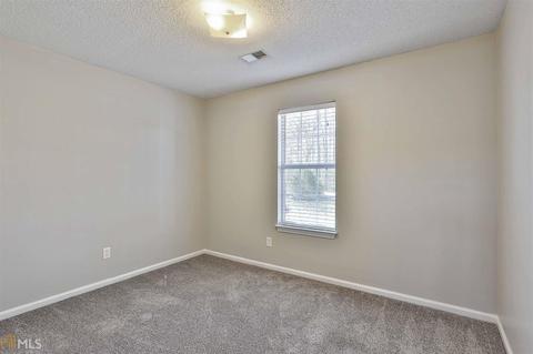 110 Moore St, Milner, GA 30257 photo 12