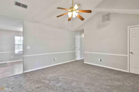 110 Moore St, Milner, GA 30257 photo 9