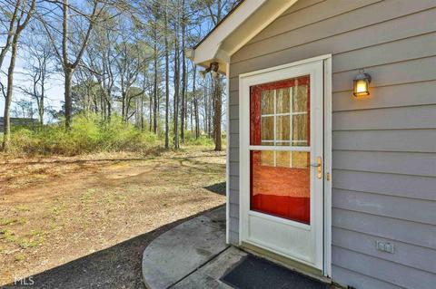 110 Moore St, Milner, GA 30257 photo 15