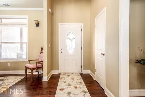 130 Maple Dr, Commerce, GA 30529 photo 3