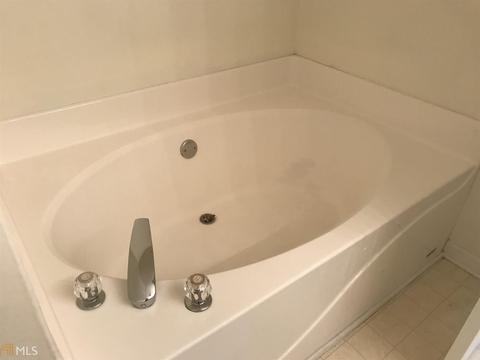 125 Windward Dr, Covington, GA 30016 photo 10