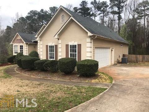 216 Water Oaks Ct, Hampton, GA 30228 photo 2